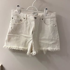 Abercrombie & Fitch ‘Curve Love’ shorts